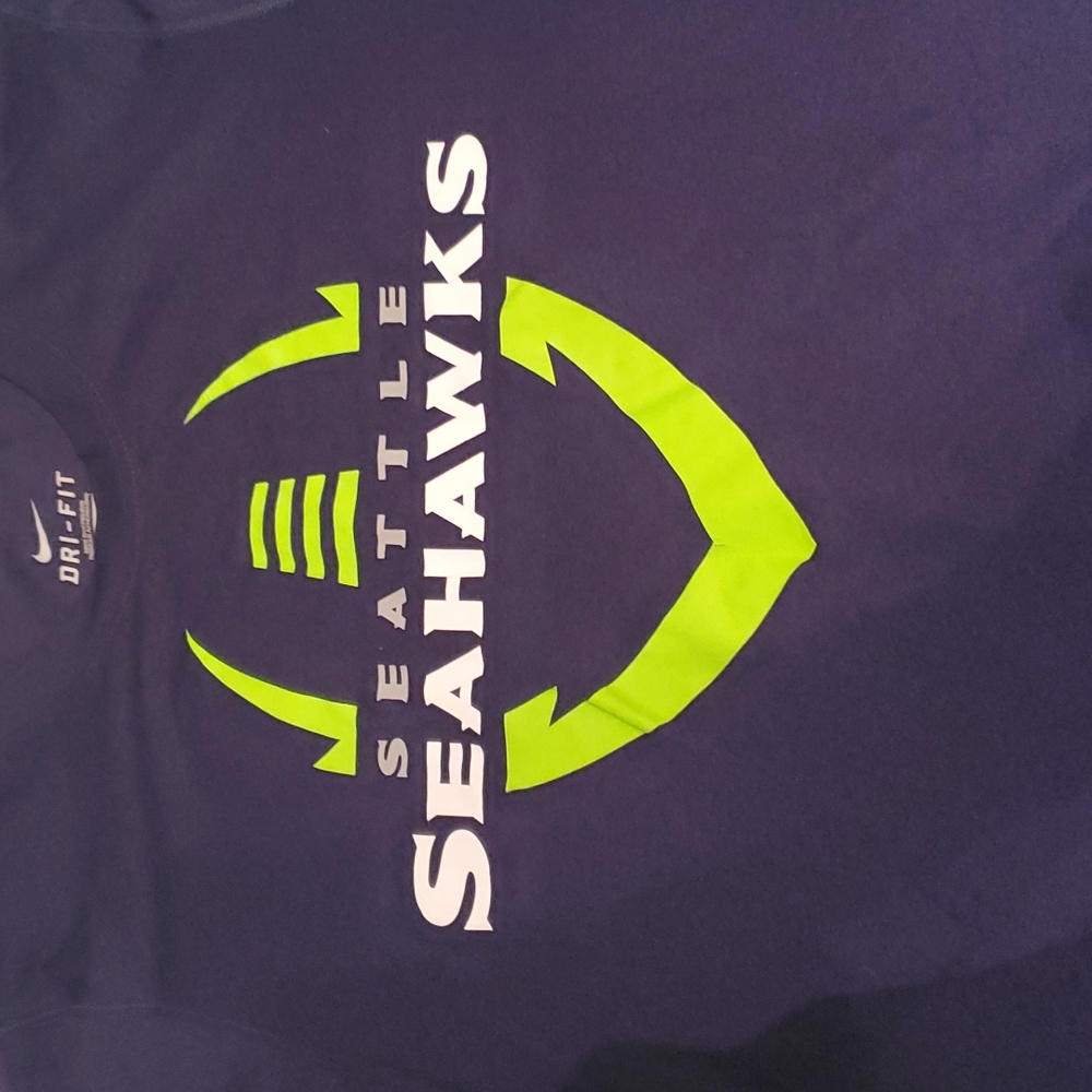 ⭐NIKE Seahawks t-shirt